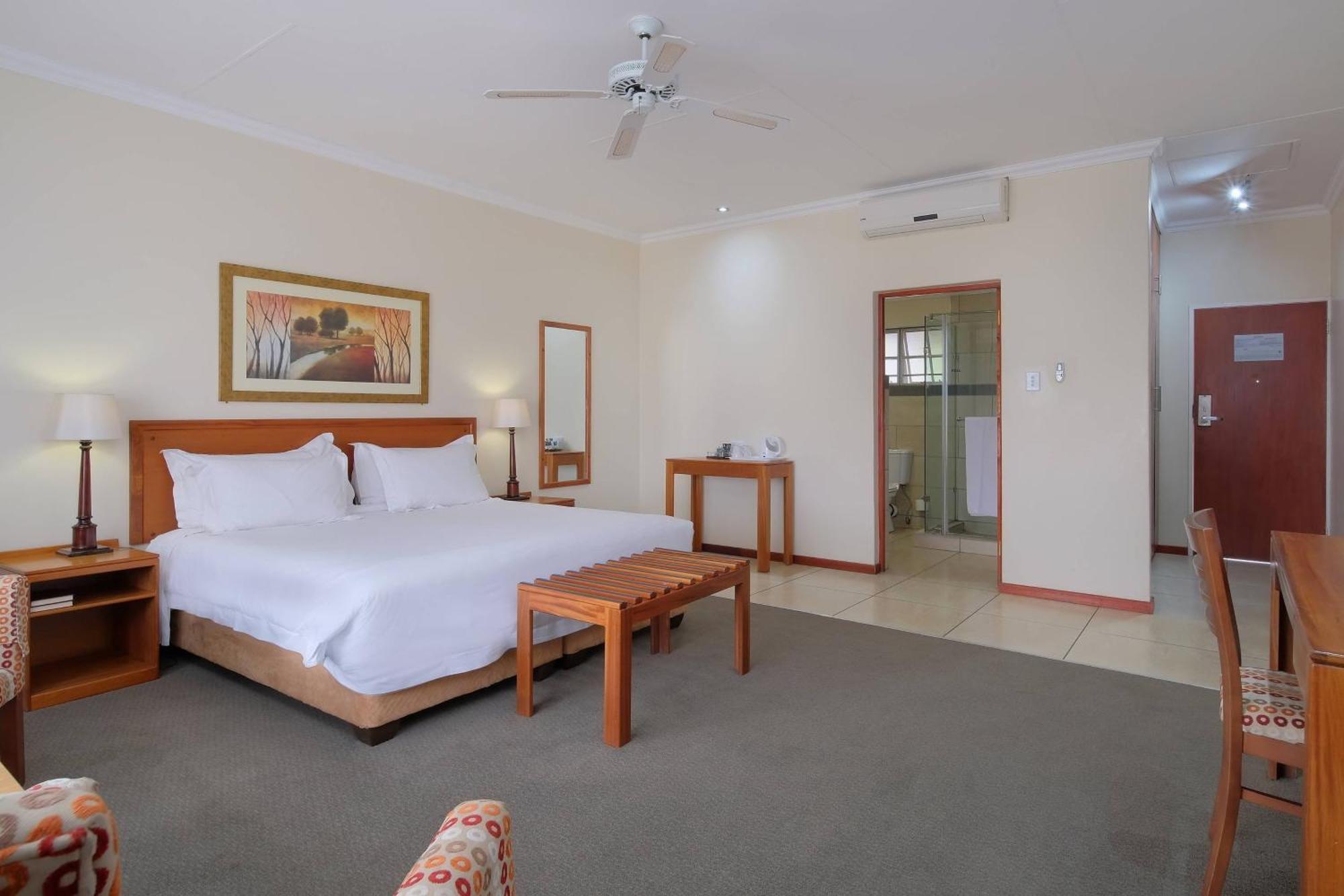 Protea Hotel By Marriott Polokwane Ranch Resort Luaran gambar