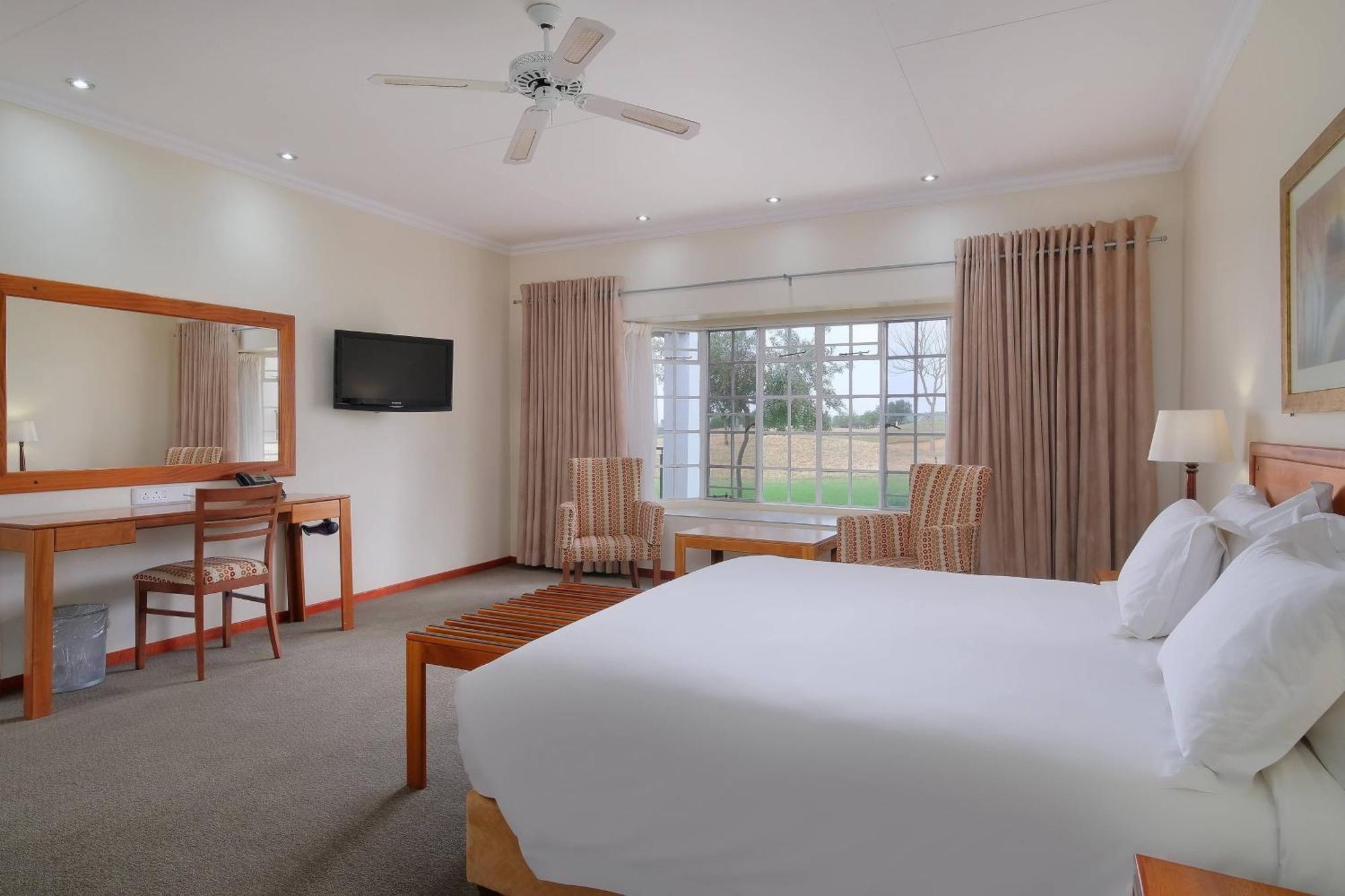 Protea Hotel By Marriott Polokwane Ranch Resort Luaran gambar